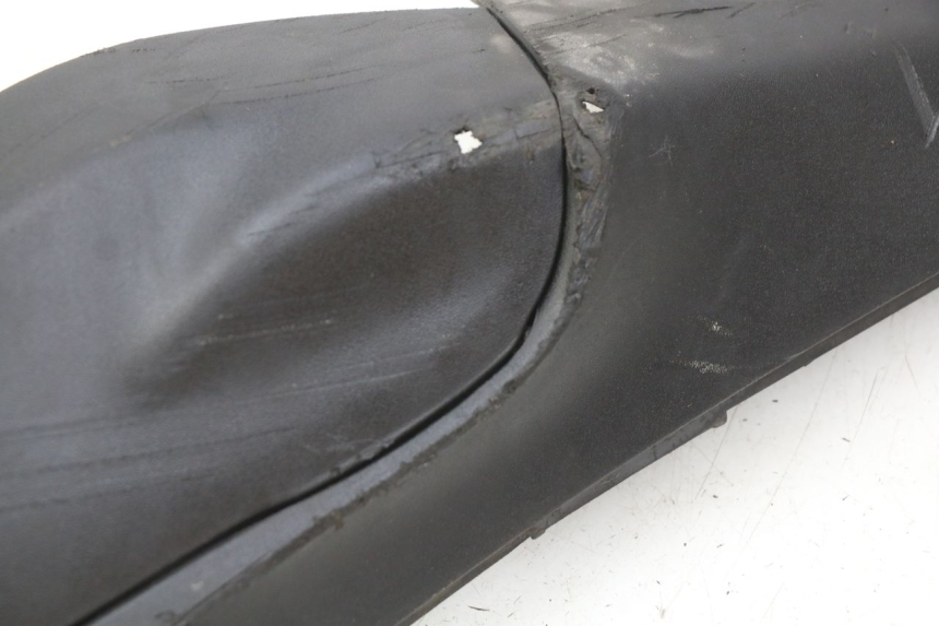 photo de BAS DE CAISSE GAUCHE PIAGGIO LIBERTY IGET 4T 50 (2015 - 2020) - Points de fixation