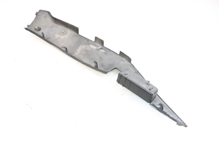 photo de BAS DE CAISSE GAUCHE SYM MIO 50 (2005 - 2010) - Zoom état d’usage