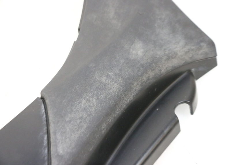 photo de BAS DE CAISSE GAUCHE PIAGGIO MP3 HPE 350 (2018 - 2020) - Détail de la pièce