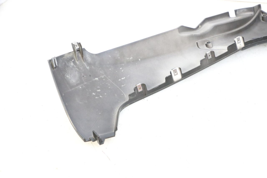 photo de BAS DE CAISSE GAUCHE PIAGGIO MP3 HPE 350 (2018 - 2020) - Vue produit