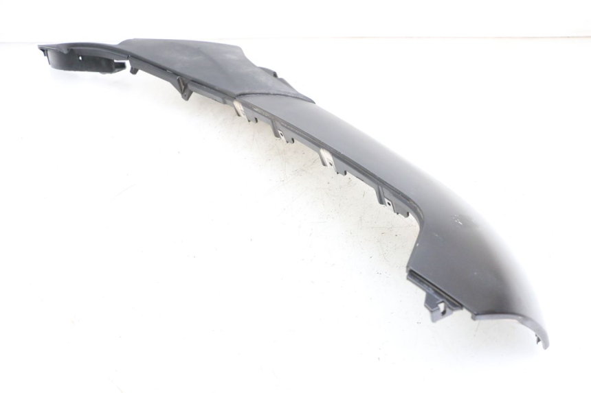 photo de BAS DE CAISSE GAUCHE PIAGGIO MP3 HPE 350 (2018 - 2020) - Gros plan technique