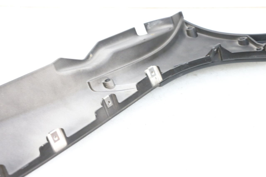 photo de BAS DE CAISSE GAUCHE PIAGGIO MP3 HPE 350 (2018 - 2020) - Marquages et références