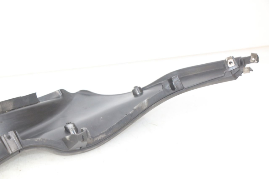 photo de BAS DE CAISSE GAUCHE PIAGGIO MP3 LT 300 (2010 - 2016) - Détail de la pièce