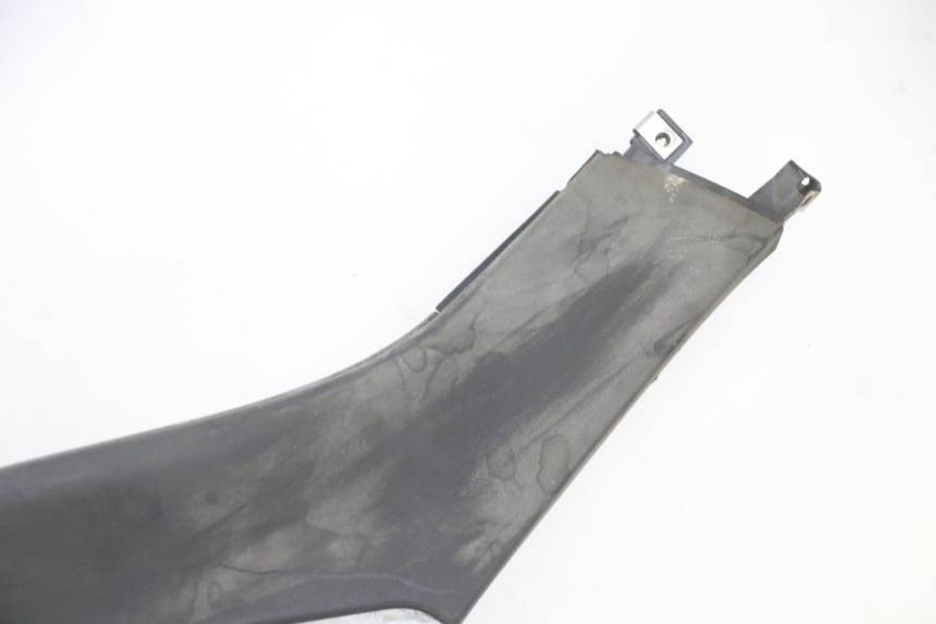 photo de BAS DE CAISSE GAUCHE PIAGGIO MP3 LT 300 (2010 - 2016) - Détails caractéristiques