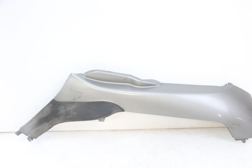 photo de BAS DE CAISSE GAUCHE PIAGGIO MP3 LT 300 (2010 - 2016) - Zoom état d’usage