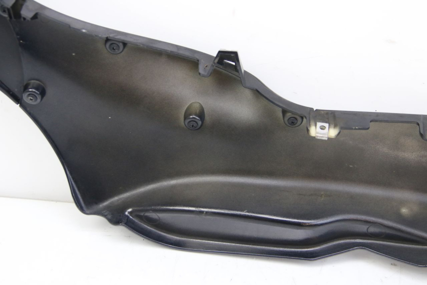 photo de BAS DE CAISSE GAUCHE PIAGGIO MP3 125 (2006 - 2014) - Pièce contrôlée