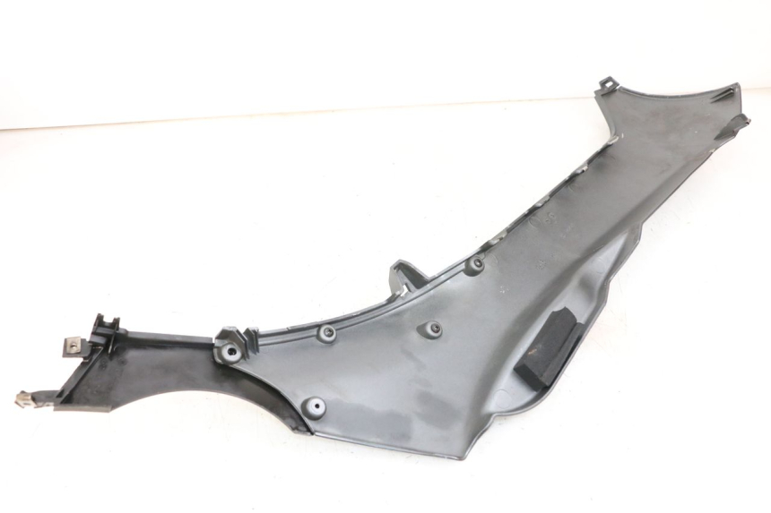 photo de BAS DE CAISSE GAUCHE PIAGGIO MP3 500 (2011 - 2015) - Vue d’ensemble