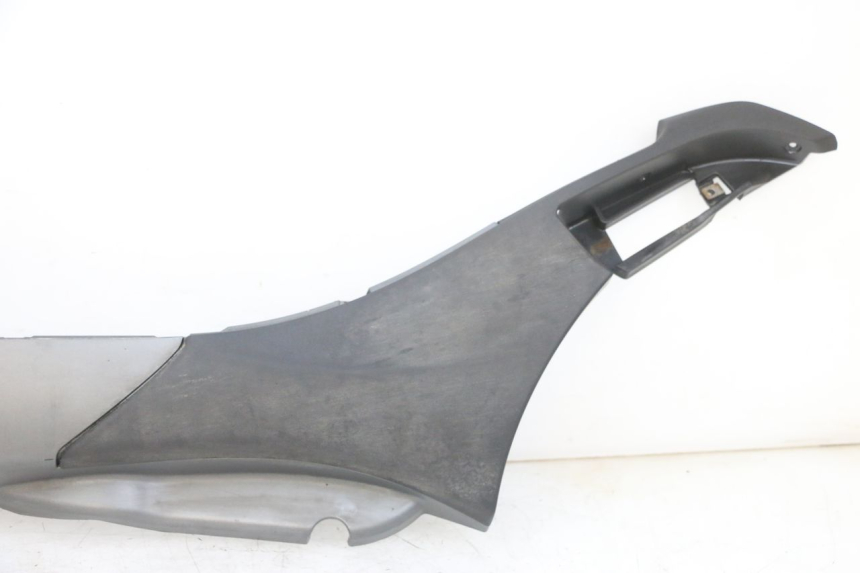 photo de BAS DE CAISSE GAUCHE PIAGGIO MP3 500 (2016 - 2018) - Marquages et références