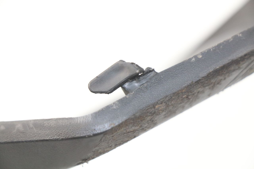 photo de BAS DE CAISSE GAUCHE SYM ORBIT III 3 4T 50 (2018 - 2021) - Zoom état d’usage