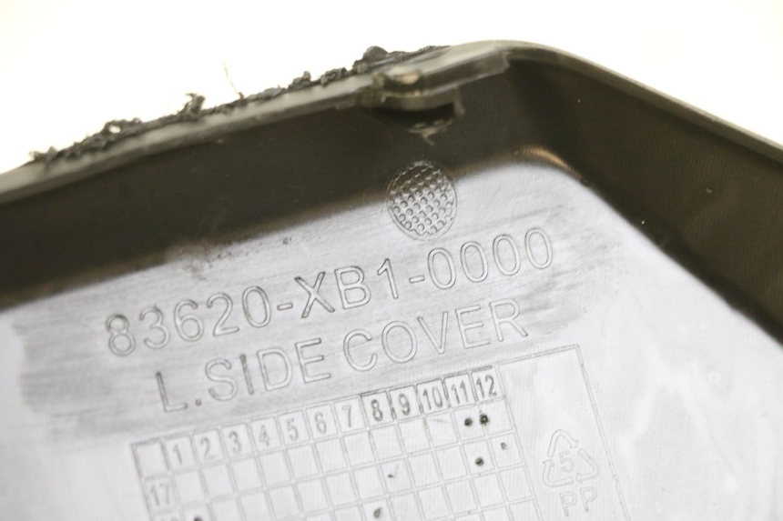 photo de BAS DE CAISSE GAUCHE SYM ORBIT III 3 4T 50 (2021 - 2025) - Détail de la pièce