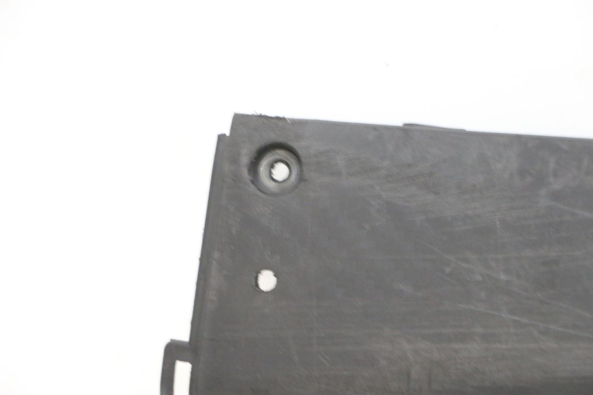 photo de BAS DE CAISSE GAUCHE SYM ORBIT III 3 4T 50 (2018 - 2021) - Pièce contrôlée