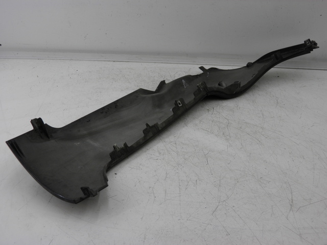 photo de BAS DE CAISSE GAUCHE PIAGGIO MP3 RL 125 (2006 - 2014) - Détail de la pièce