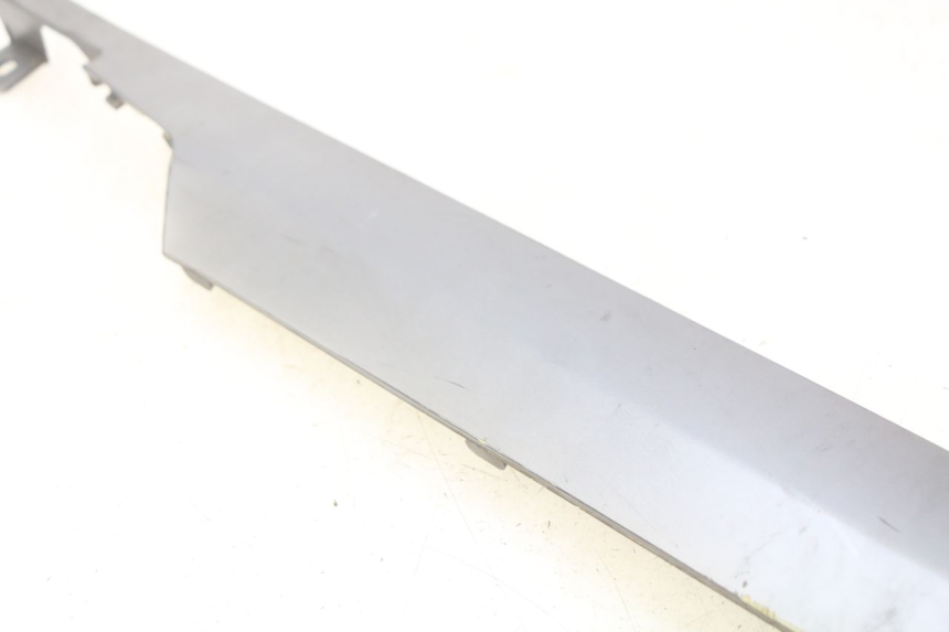 photo de BAS DE CAISSE GAUCHE LVNENG S5 1 (2019 - 2023) - Zoom état d’usage