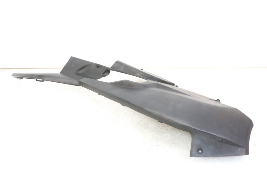 photo de BAS DE CAISSE GAUCHE PEUGEOT SATELIS COMPRESSOR K15 125 (2006 - 2009) - État de surface