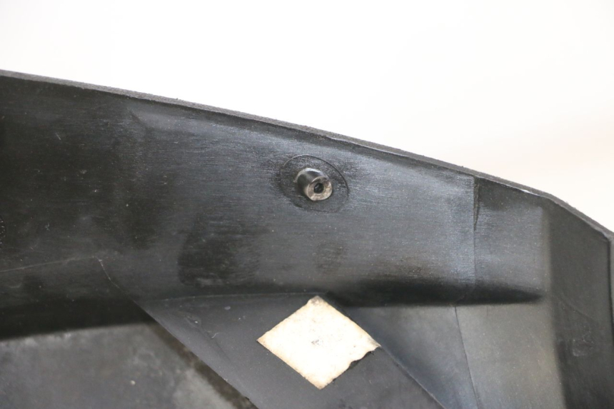 photo de BAS DE CAISSE GAUCHE PEUGEOT SATELIS COMPRESSOR K15 125 (2006 - 2009) - Zoom état d’usage