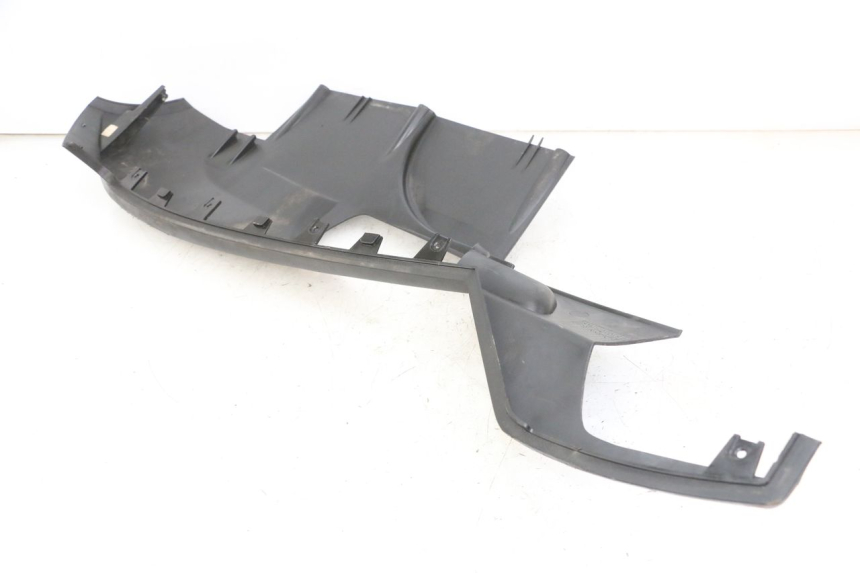 photo de BAS DE CAISSE GAUCHE PEUGEOT SATELIS COMPRESSOR K15 125 (2006 - 2009) - Autre angle de vue