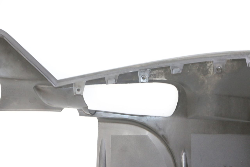 photo de BAS DE CAISSE GAUCHE PEUGEOT SATELIS COMPRESSOR K15 125 (2006 - 2009) - Vue d’ensemble