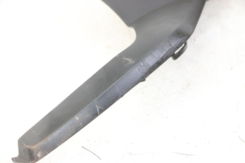 photo de BAS DE CAISSE GAUCHE PEUGEOT SATELIS COMPRESSOR K15 125 (2006 - 2009) - Pièce contrôlée