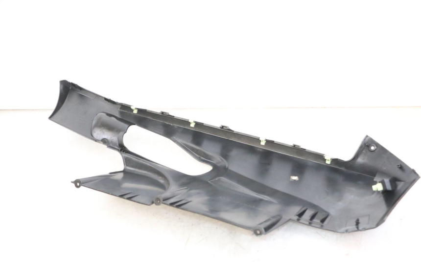 photo de BAS DE CAISSE GAUCHE PEUGEOT SATELIS 125 (2013 - 2018) - Vue d’ensemble