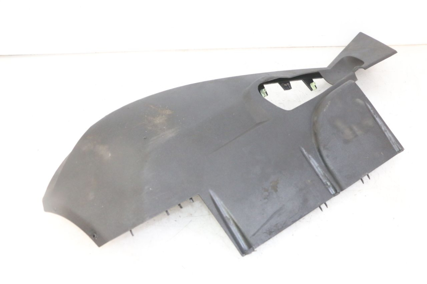 photo de BAS DE CAISSE GAUCHE PEUGEOT SATELIS 125 (2013 - 2018) - Autre angle de vue