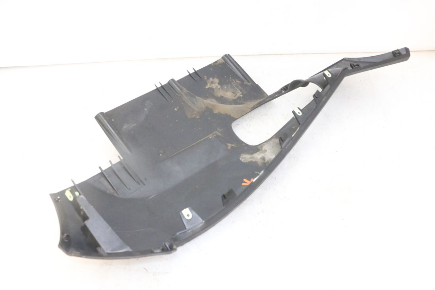 photo de BAS DE CAISSE GAUCHE PEUGEOT SATELIS 125 (2013 - 2018) - Pièce contrôlée