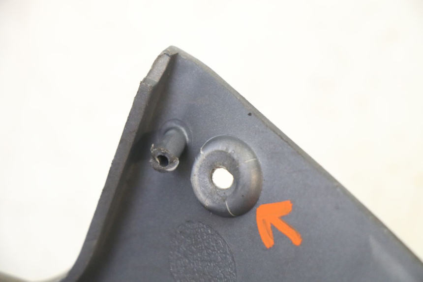 photo de BAS DE CAISSE GAUCHE PEUGEOT SATELIS 250 (2006 - 2012) - Pièce contrôlée