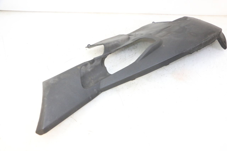 photo de BAS DE CAISSE GAUCHE PEUGEOT SATELIS 125 (2013 - 2018) - État de surface