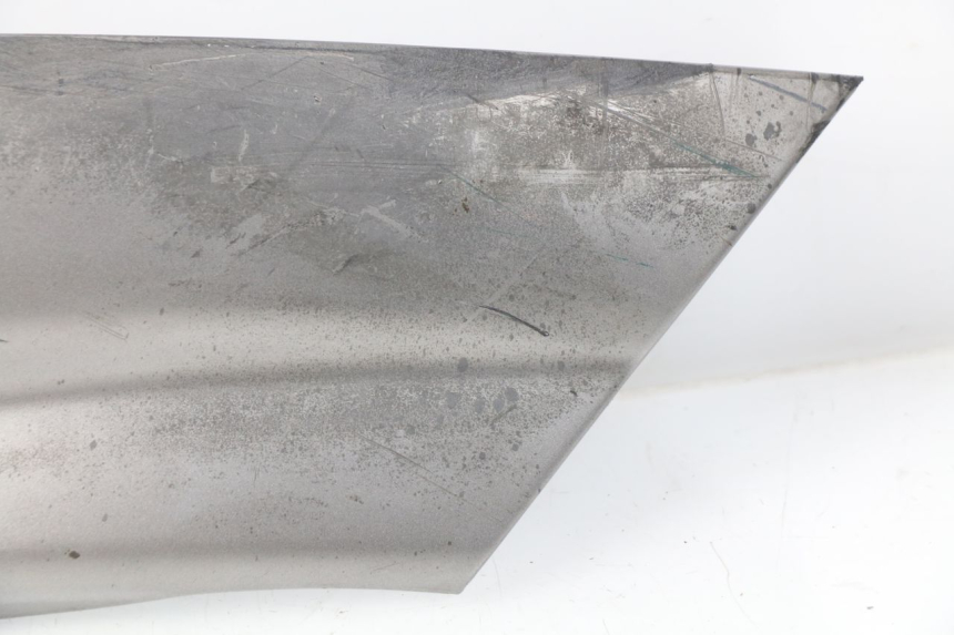 photo de BAS DE CAISSE GAUCHE MBK SKYLINER 125 (2004 - 2007) - Marquages et références