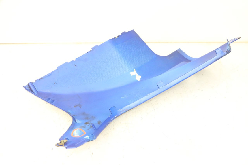 photo de BAS DE CAISSE GAUCHE PEUGEOT SPEEDFIGHT 2 LC 50 (2000 - 2009) - Gros plan technique