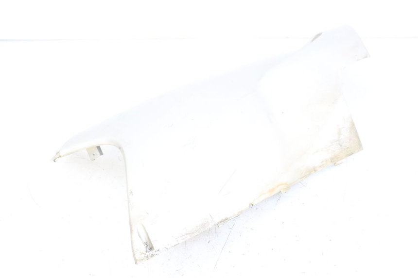 photo de BAS DE CAISSE GAUCHE PEUGEOT SPEEDFIGHT 100 (1997 - 2007) - Gros plan technique