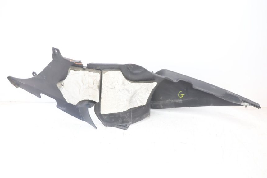 photo de BAS DE CAISSE GAUCHE CAN-AM SPYDER RS 1000 (2008 - 2012) - Gros plan technique