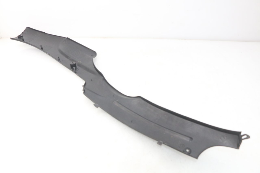 photo de BAS DE CAISSE GAUCHE FYM STRADA 50 (2007 - 2014) - Détail de la pièce