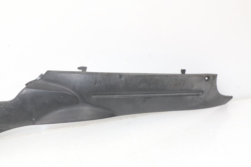 photo de BAS DE CAISSE GAUCHE FYM STRADA 50 (2007 - 2014) - État de surface