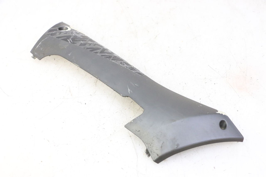 photo de BAS DE CAISSE GAUCHE PEUGEOT STREETZONE I NAKED 2T 50 (2018 - 2020) - Gros plan technique