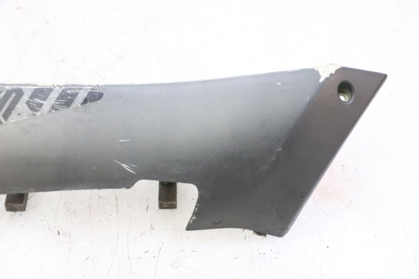 photo de BAS DE CAISSE GAUCHE PEUGEOT STREETZONE I NAKED 2T 50 (2018 - 2020) - État de surface
