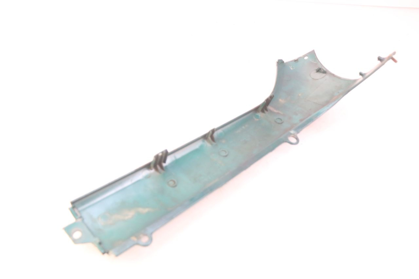 photo de BAS DE CAISSE GAUCHE PEUGEOT SV 125 (1991 - 1994) - Zoom état d’usage