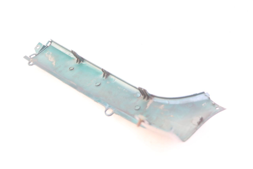 photo de BAS DE CAISSE GAUCHE PEUGEOT SV 125 (1991 - 1994) - Autre angle de vue