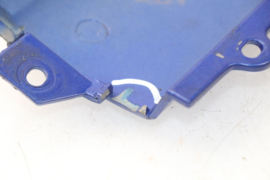 photo de BAS DE CAISSE GAUCHE PEUGEOT SV 80 (1993 - 1997) - Gros plan technique