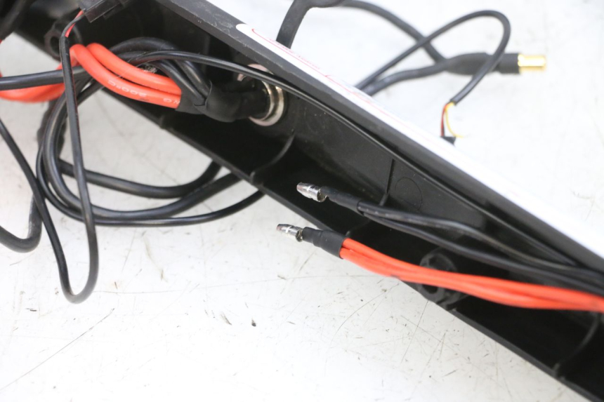 photo de BAS DE CAISSE GAUCHE DUALTRON VICTOR LIMITED 1 - Vue d’ensemble