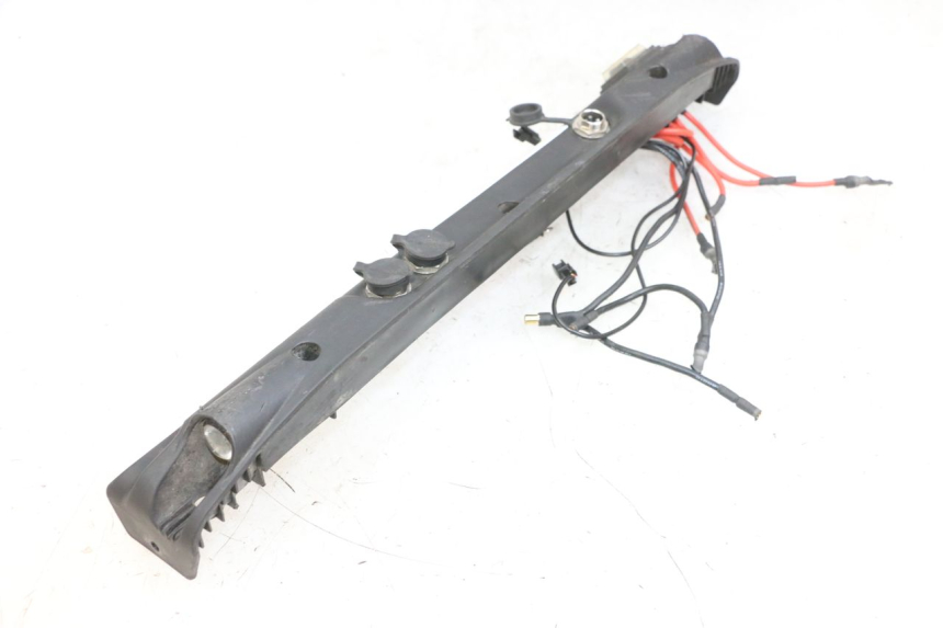 photo de BAS DE CAISSE GAUCHE DUALTRON VICTOR LIMITED 1 - Marquages et références