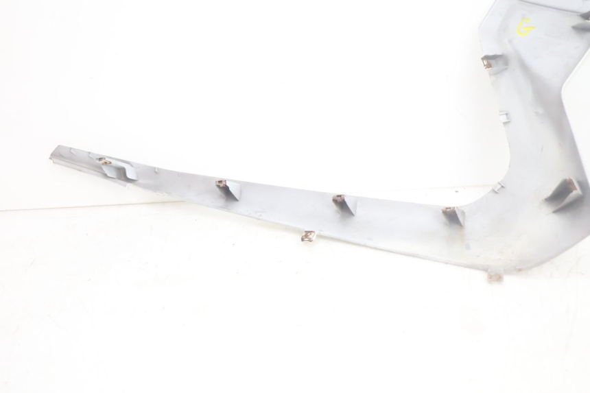 photo de BAS DE CAISSE GAUCHE YAMAHA XMAX X-MAX 125 (2006 - 2009) - Pièce contrôlée