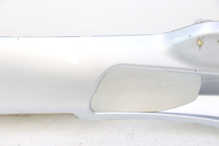 photo de BAS DE CAISSE GAUCHE PIAGGIO X8 STREET 125 (2006 - 2007) - Zoom état d’usage