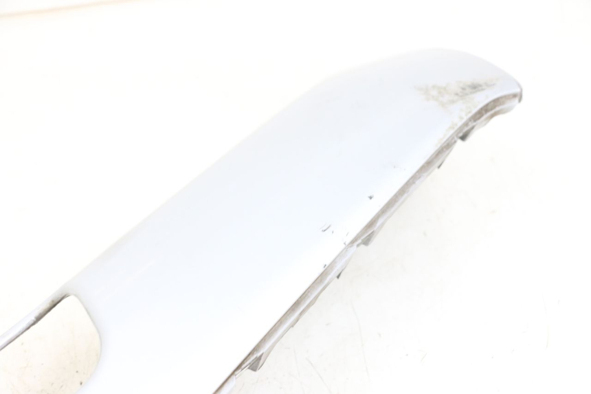 photo de BAS DE CAISSE GAUCHE PIAGGIO X8 125 (2004 - 2007) - Vue d’ensemble