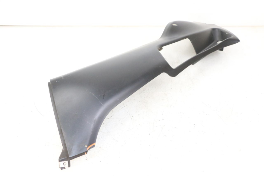 photo de BAS DE CAISSE GAUCHE PIAGGIO XEVO - X EVO 125 (2007 - 2017) - État de surface