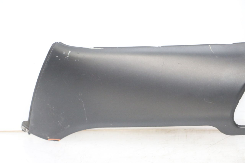 photo de BAS DE CAISSE GAUCHE PIAGGIO XEVO - X EVO 125 (2007 - 2017) - Pièce contrôlée