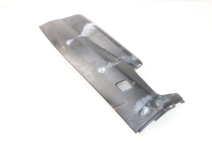 photo de BAS DE CAISSE GAUCHE YAMAHA YP MAJESTY 125 (1998 - 2001) - Vue d’ensemble