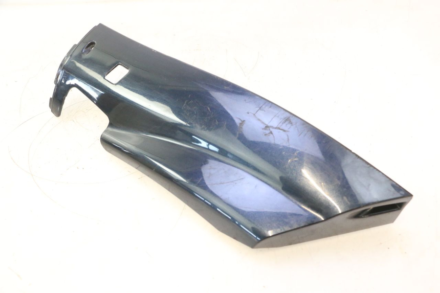 photo de BAS DE CAISSE GAUCHE YAMAHA YP MAJESTY 125 (1998 - 2001) - Zoom composants