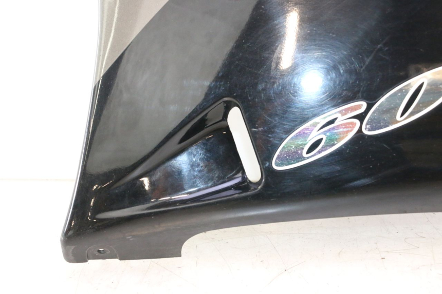 photo de BAS DE CAISSE GAUCHE KAWASAKI ZZR 600 (1995 - 2004) - Zoom état d’usage