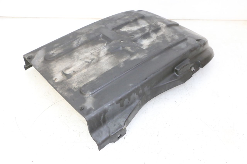 photo de BAS DE CAISSE KYMCO GRAND DINK 125 (2002 - 2007) - Autre angle de vue