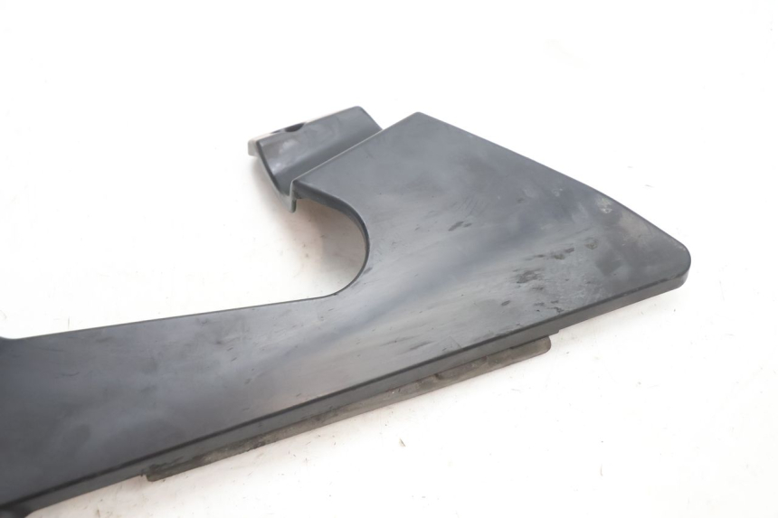 photo de BAS DE CAISSE SUZUKI GSR 600 (2005 - 2012) - Zoom état d’usage